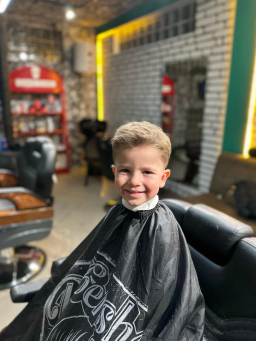 Xhafer Barber Shop, galeria 06