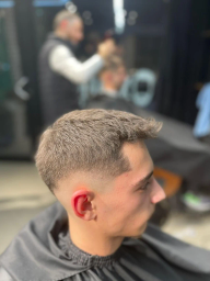 Xhafer Barber Shop, galeria 02